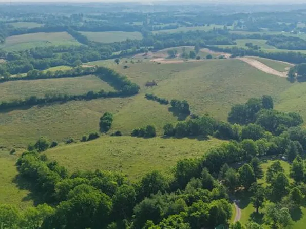 2070 Boonesboro Rd, Winchester, KY 40391