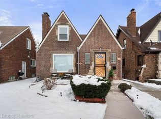 18674 San Juan Dr, Detroit, MI 48221