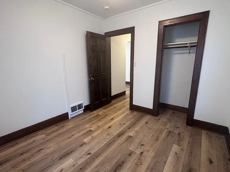 60 W Cotton St — Photo 17