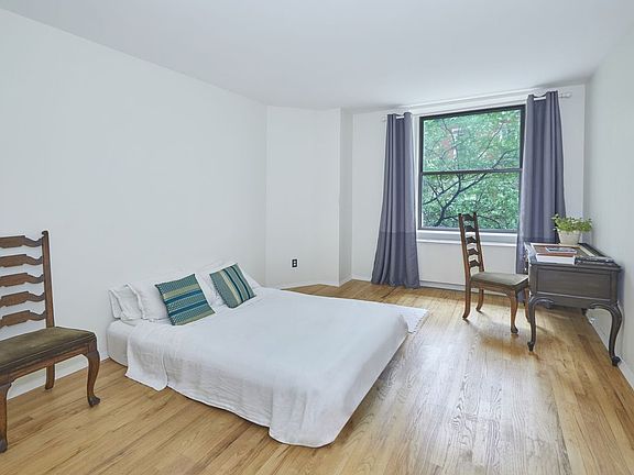 2nd image of 18 E 12th St APT 3D