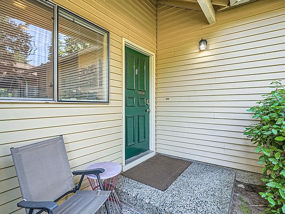 3rd image of 3017 128th Ave SE