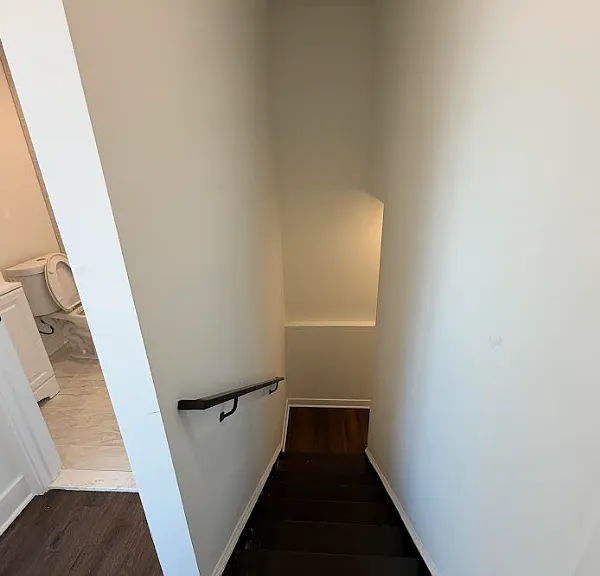1240 W Erie Ave #1 — Photo 8