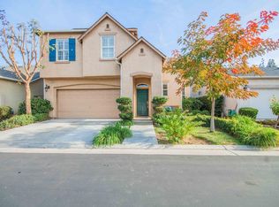 5566 N Avocado Ln, Fresno, CA 93711