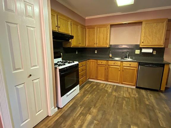 2nd image of 2320 Avenue D
