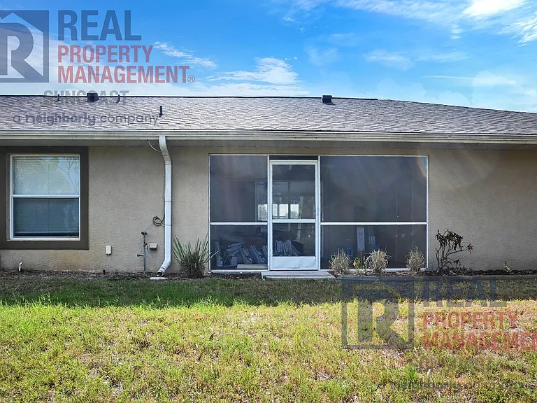 230 Rotonda Blvd W #A — Photo 30