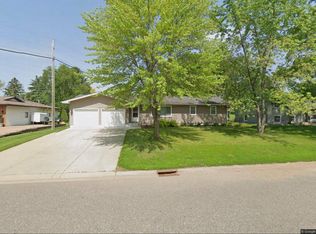 16510 Gannon Ave, Rosemount, MN 55068