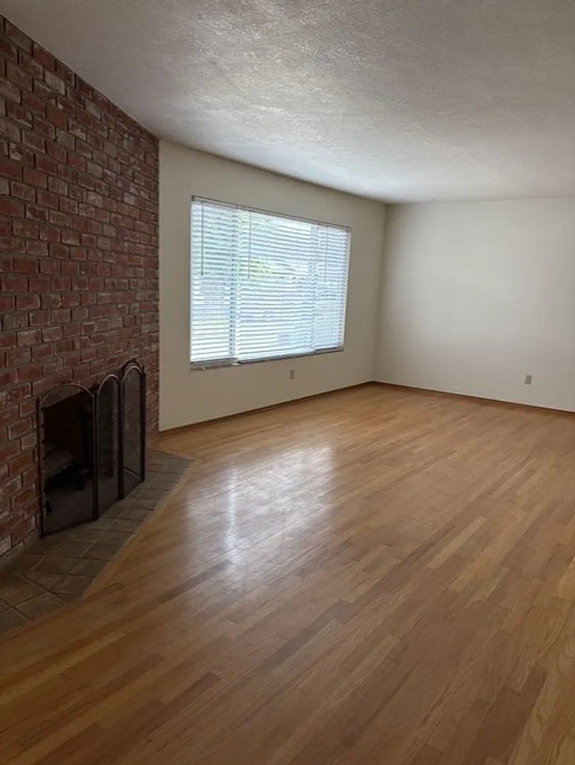 Located in North Modesto — Photo 3