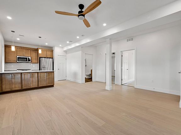 2nd image of 132 E Market St #204