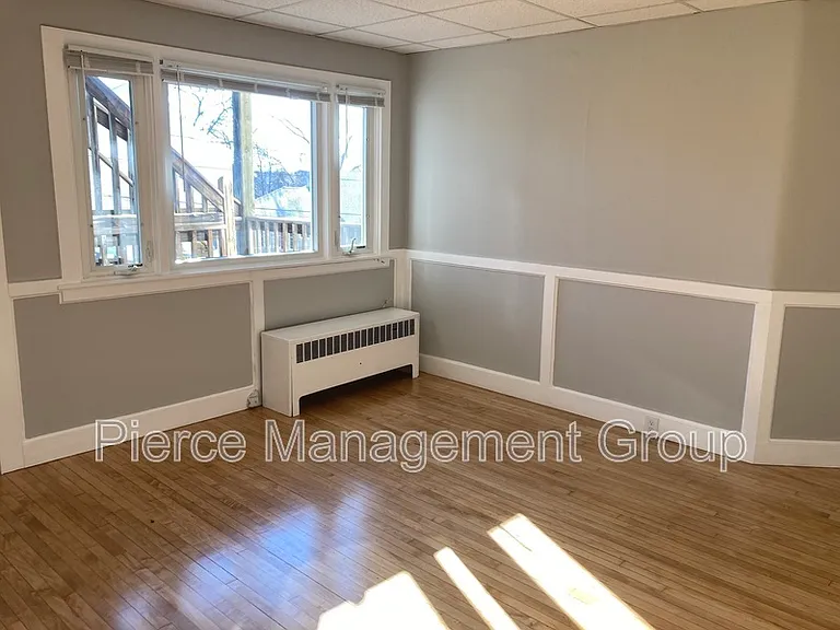 68 Kenney St #4 — Photo 5