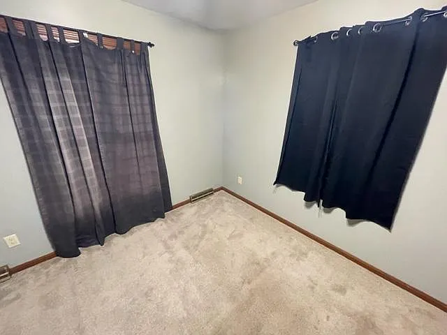 389 Cheryl Dr — Photo 27