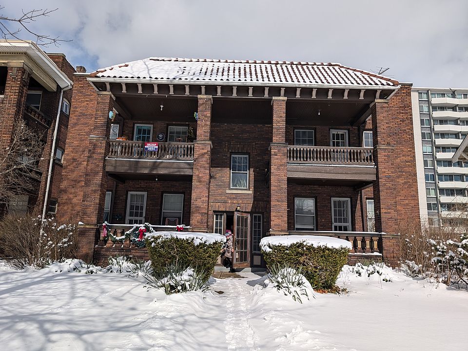 11834 Clifton Blvd, Apt. #2, Lakewood, Ohio 44107