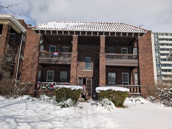 11834 Clifton Blvd, Lakewood, OH