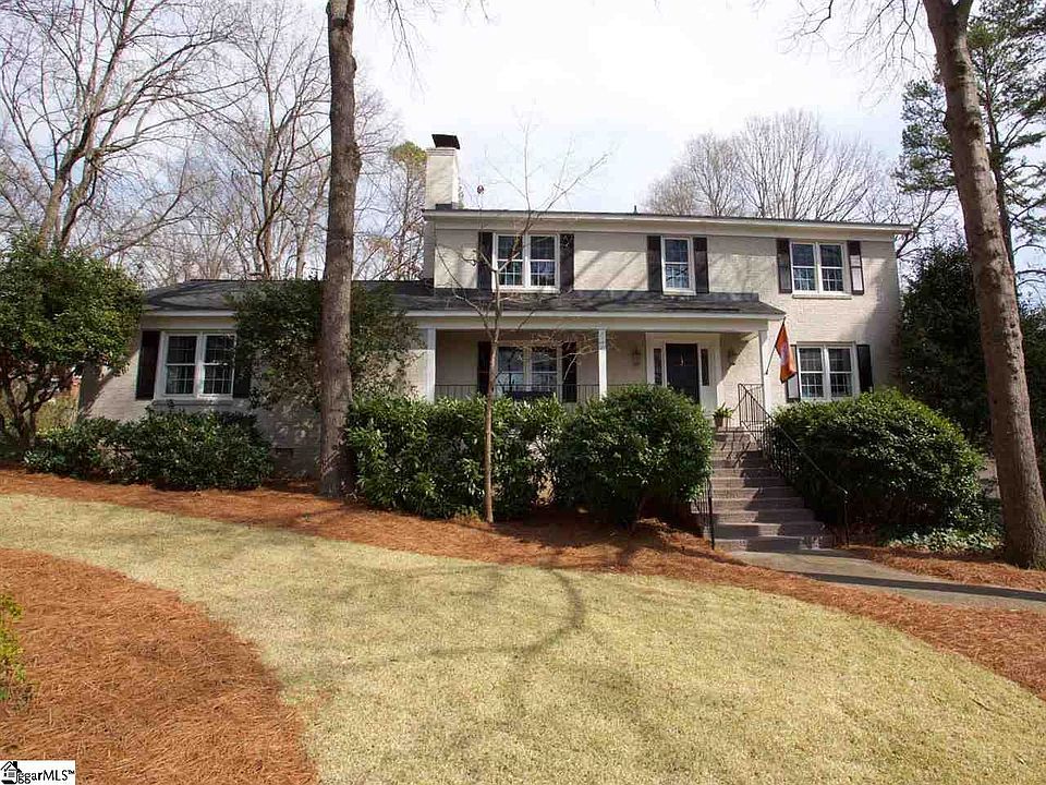 1st image of 6 Thornwood Ln