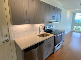 224 23rd Ave E UNIT 102, Seattle, WA 98112