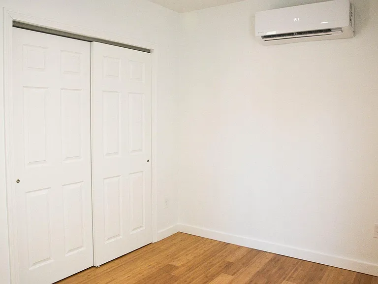548 Main St #1 — Photo 11