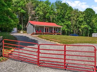 1610 Pope Rd, Ivanhoe, VA 24350