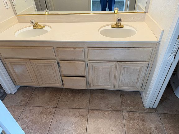4th image of 5807 Shelldrake Ct