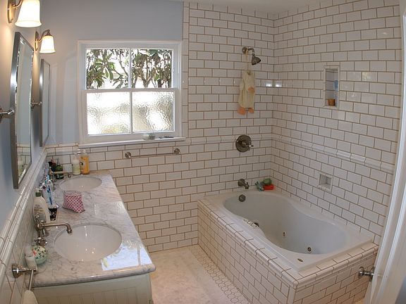 5th image of 1711 Oakwood Ave