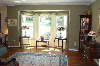 3rd image of 15016 Woodglen Ct