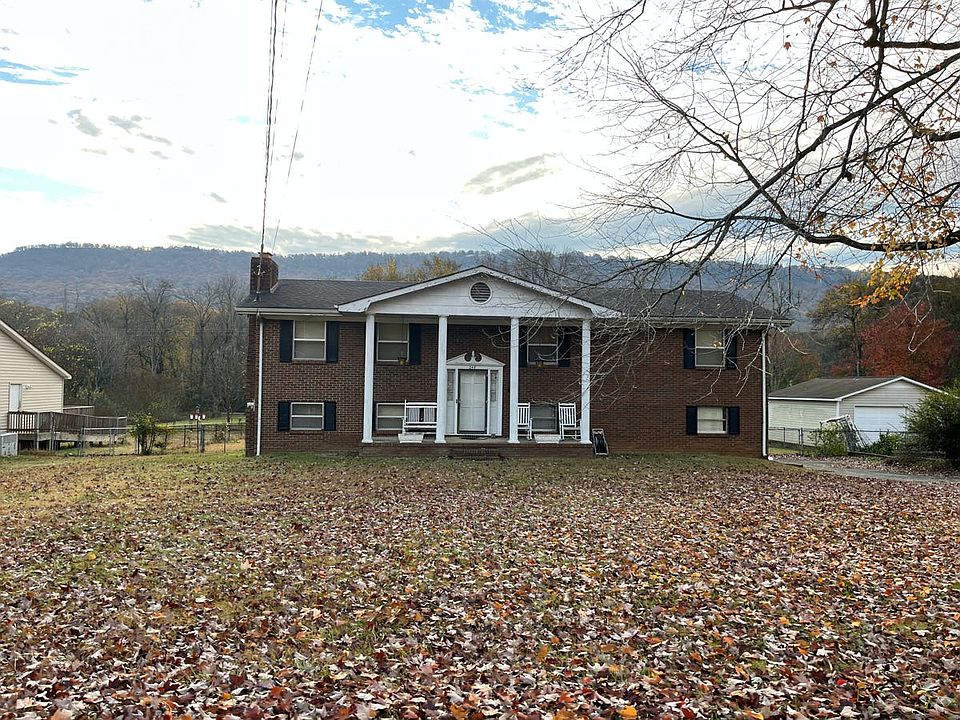 1st image of 246 S Moss Ave