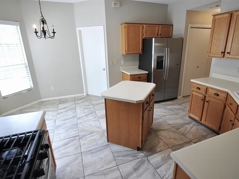 602 Timbergrove Ct — Photo 9