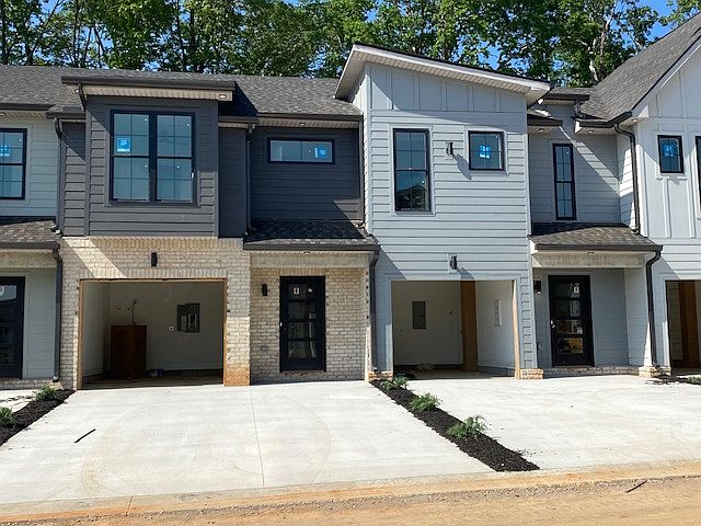 1st image of 537 Bellamy Ln #E2