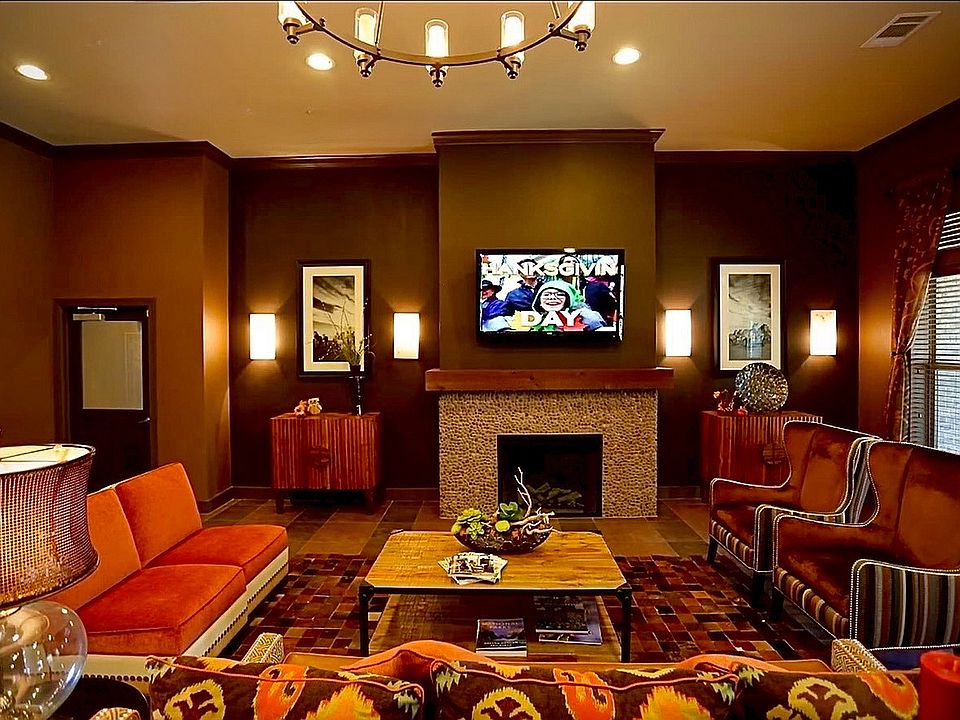BU_Clubhouse_Interior