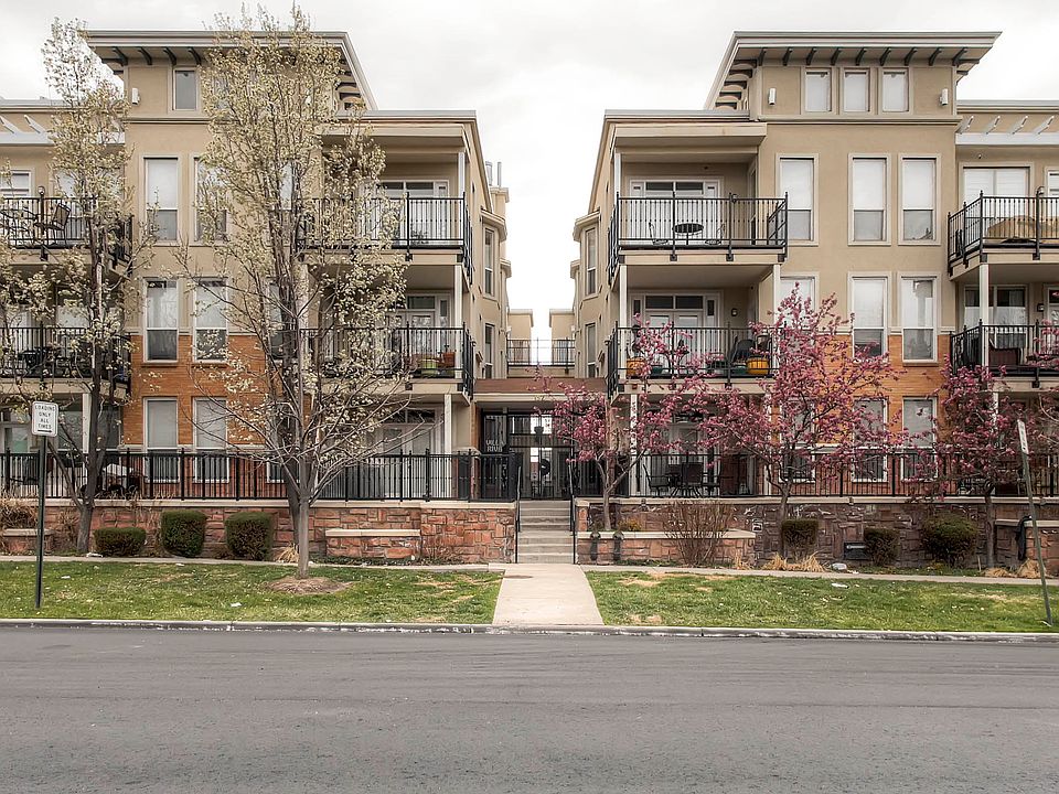 1st image of 1521 N Vine St APT 308