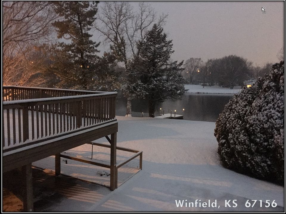 1st image of 3225 Lakeshore Dr