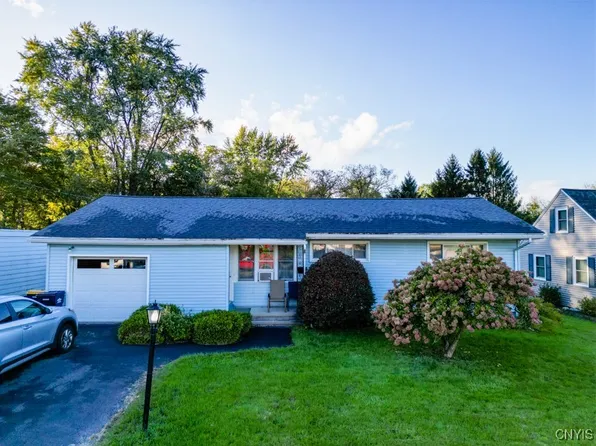 115 Fairway Dr, New Hartford, NY 13413