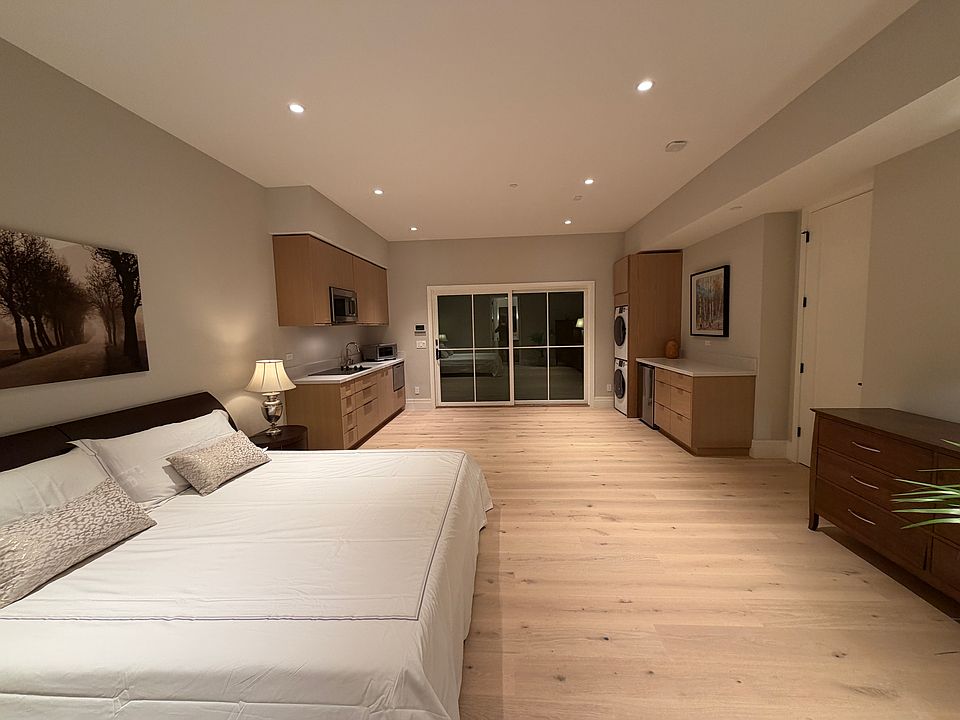 Wide Plank Solid Hard Wood Flooring