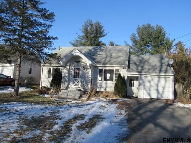 1st image of 12 Marion Blvd