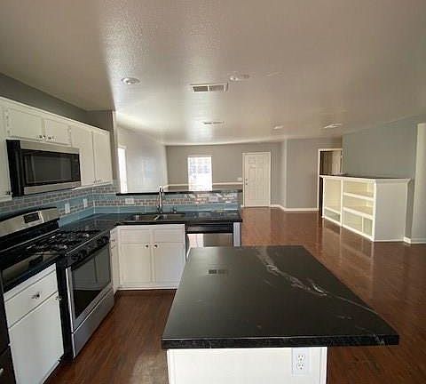 2nd image of 880 Adobe Flat Dr