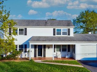 13 Landry Rd, Somerset, NJ 08873