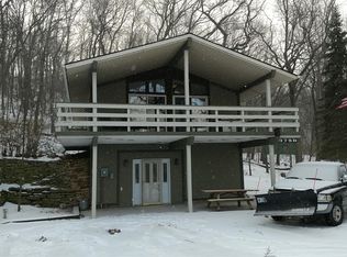 3758 Hideaway Ln, Grass Lake, MI 49240