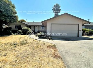7030 Tamoshanter Way, Sacramento, CA 95822