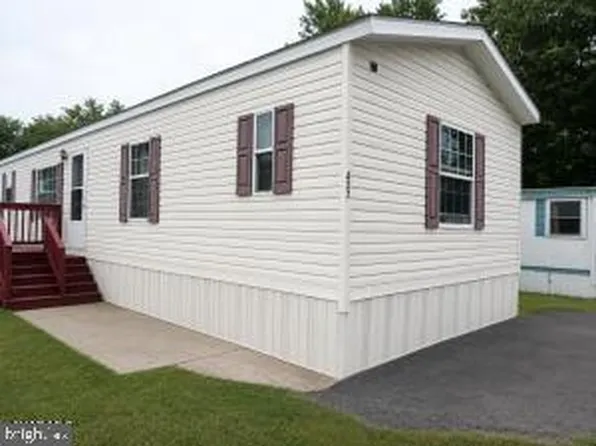 427 Greendown Acres Ln, Duncansville, PA 16635