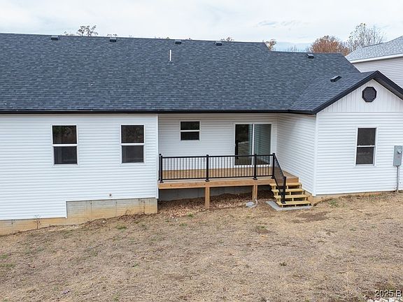 2nd image of 97 Primrose Ln