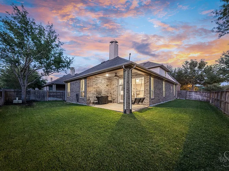 6003 Hedgepark Dr — Photo 44