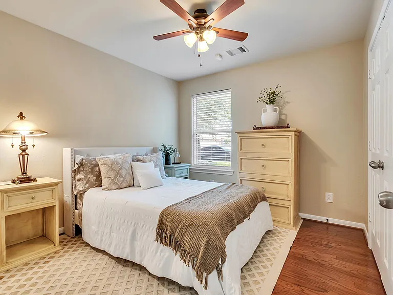 9015 Springcroft Ct — Photo 8