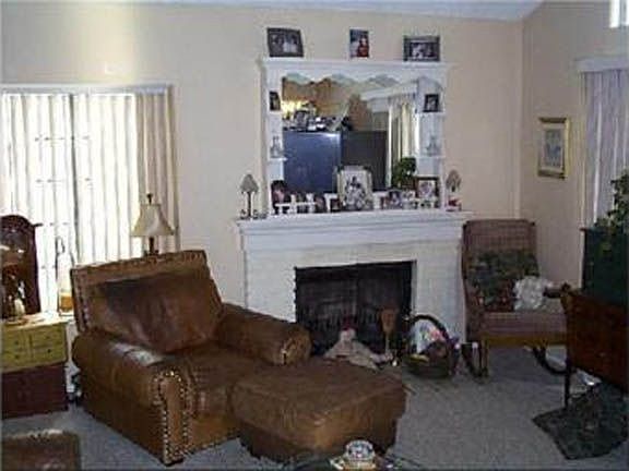 3rd image of 1974 E Lynwood Dr APT 3F