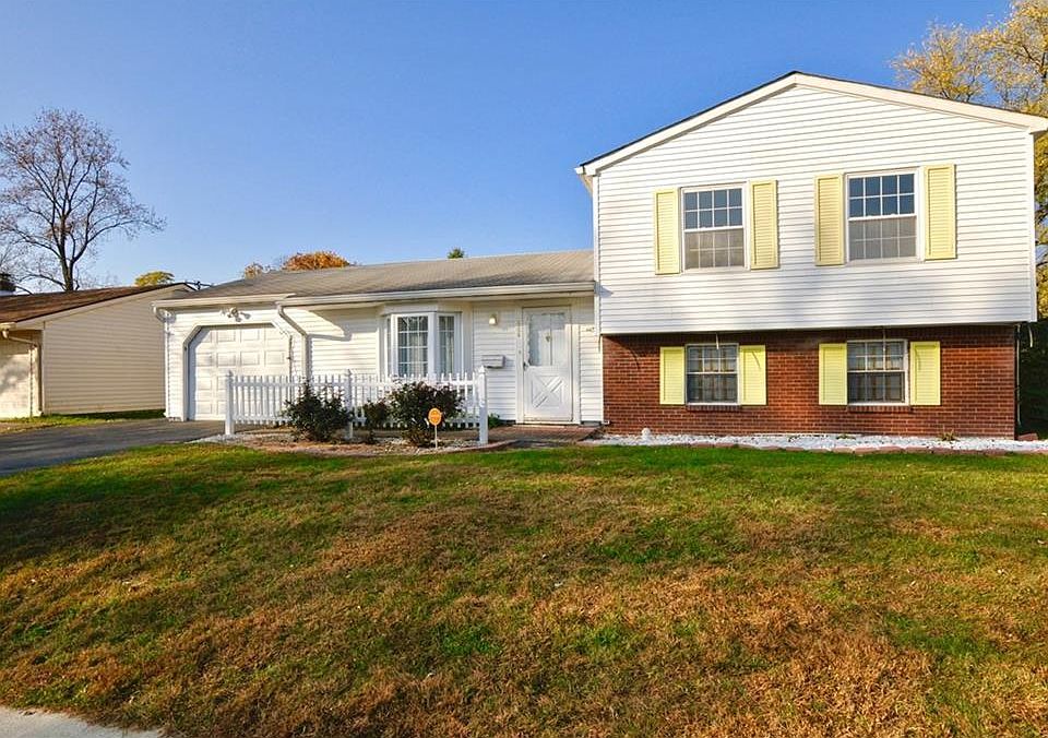 1st image of 3638 N Lombardy Pl