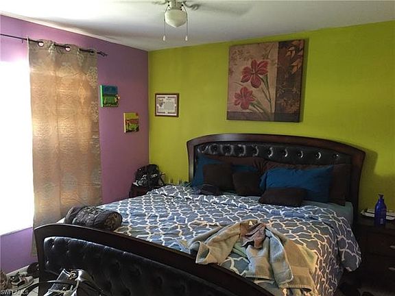 Home For Sale In Lehigh Acres