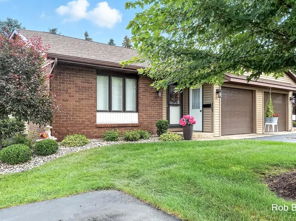 5142 Ridgeview Dr, Hudsonville, MI 49426