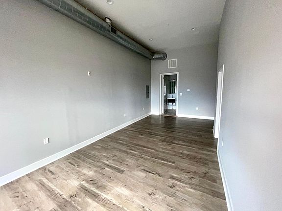 5th image of 1501 S 17th St #207C