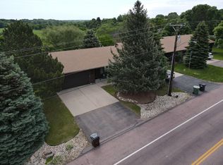 1208 N Foster St, Mitchell, SD 57301