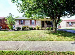 3903 Autumn Falls Ct, Louisville, KY 40229