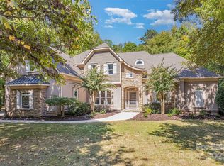 2624 Brook Hollow Rd, Charlotte, NC 28270