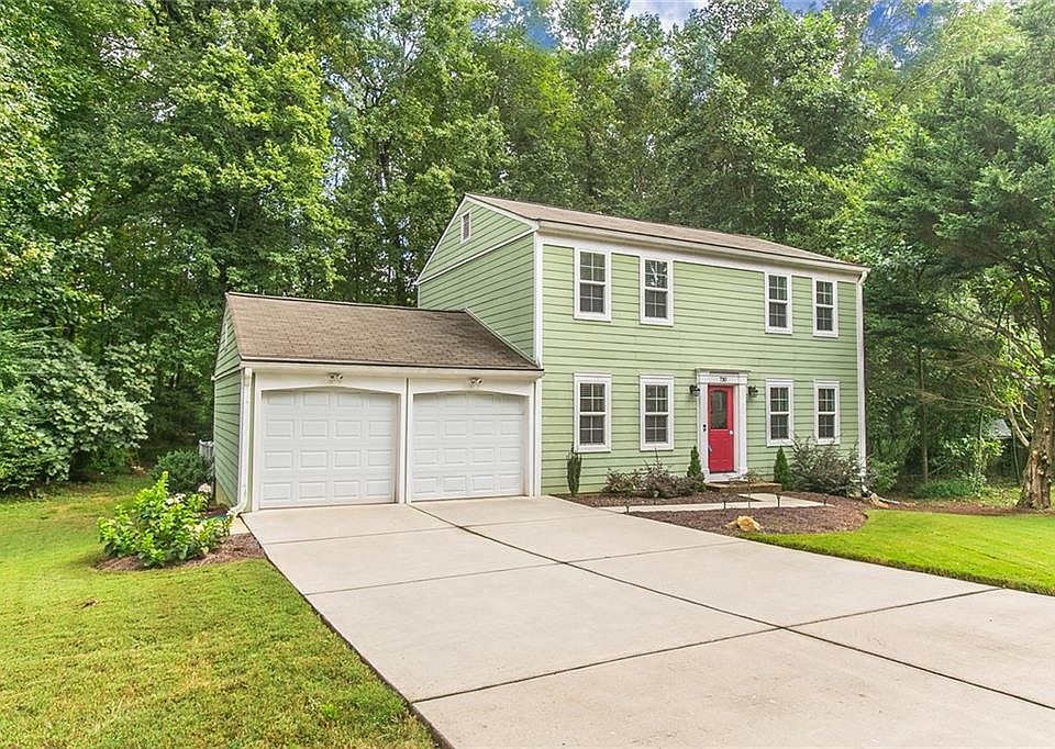 1st image of 730 Country Manor Way