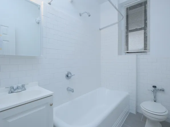 1855 Grand Concourse image 10 of 11